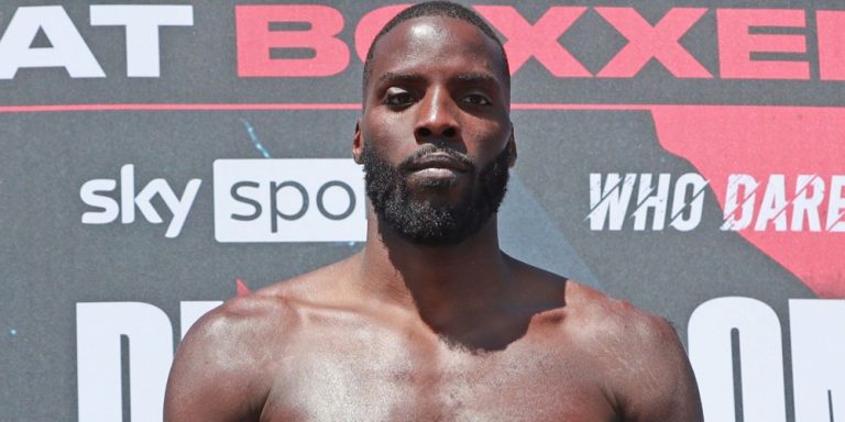 Lawrence Okolie quisiera enfrentarse a Deontay Wilder: «¡Sería un gran combate!»