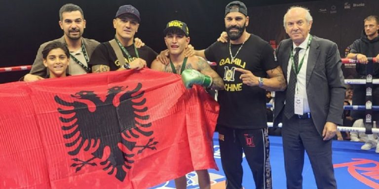 Eti Qamili Dominates Dorgbetor and Advances to the Quarterfinals!