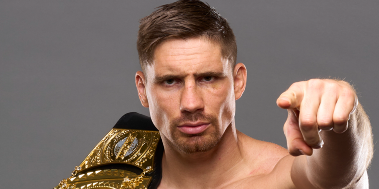 Rico Verhoeven entra nelle classifiche WBC e WBA