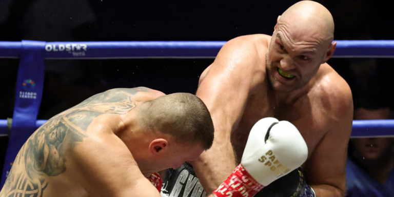 Fury batte Wach per ritiro dopo sette round, ma a trionfare è l’imbarazzo